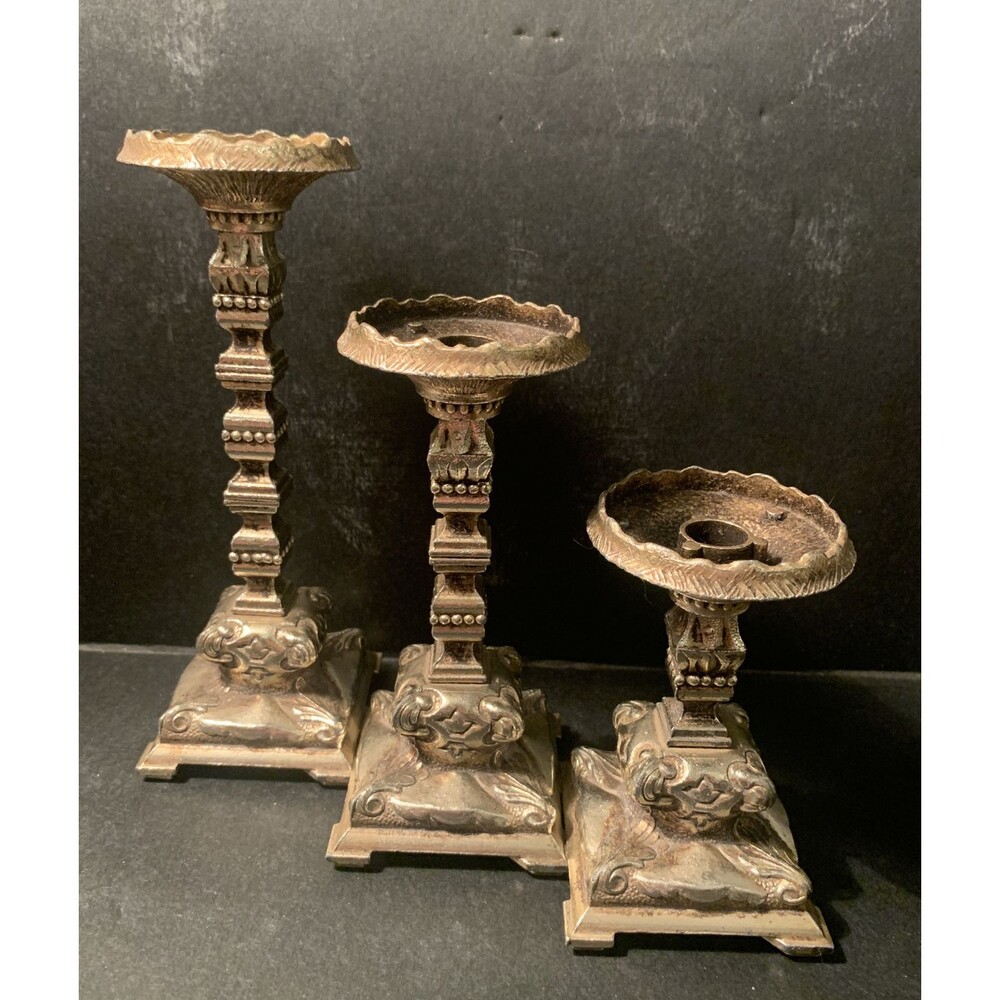 Set of 3 Vintage Gold-Tone Candle Holders – Ornate Pedestal Design